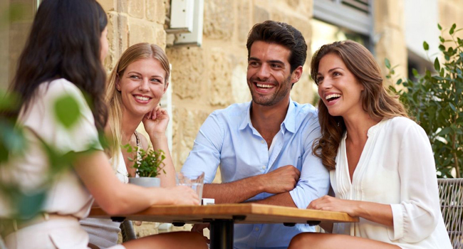 Bildungsurlaub Malta Sliema 30 Plus mit LISA! – Englisch lernen in persönlicher Gruppenatmosphäre Erwachsene in Malta Sliema während eines LISA! Bildungsurlaubs lernen Englisch in internationaler Gruppenatmosphäre
