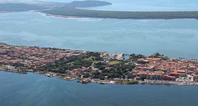 Orbetello entdecken bei einem LISA! Italienisch-Sprachaufenthalt für Schüler in Italien Luftaufnahme der Halbinsel Orbetello während eines LISA! Italienisch-Sprachaufenthalts für Schüler in Italien