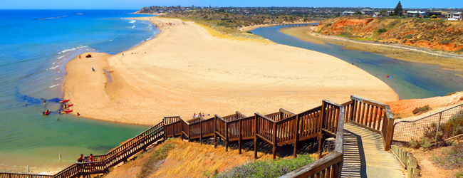 LISA-Sprachreisen-Erwachsene-Englisch-Australien-Adelaide-Strand-Meer-Zugang-Sand