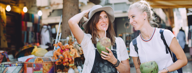 LISA-Sprachreisen-Erwachsene-Englisch-Emirate-Dubai-Bazar-Einkaufen-Frucht-Freizeit
