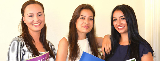 LISA-Sprachreisen-Erwachsene-Franzoesisch-Frankreich-Montpellier-Sprachschule-Lernen-Freude