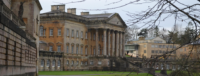 LISA-Sprachreisen-Schueler-Englisch-England-Bath-College-Prior-Park-Schule-Unterricht