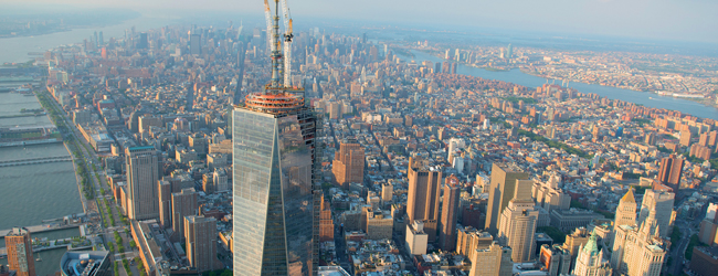 LISA-Sprachreisen-Schueler-Englisch-USA-New-York-Campus-Manhattan-Blick-Hochhaeuser-Hudson