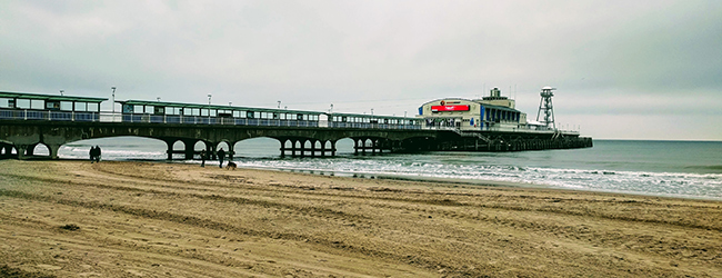 lisa-sprachreisen-erwachsene-englisch-england-bournemouth-executive-meer-sandstrand-pier